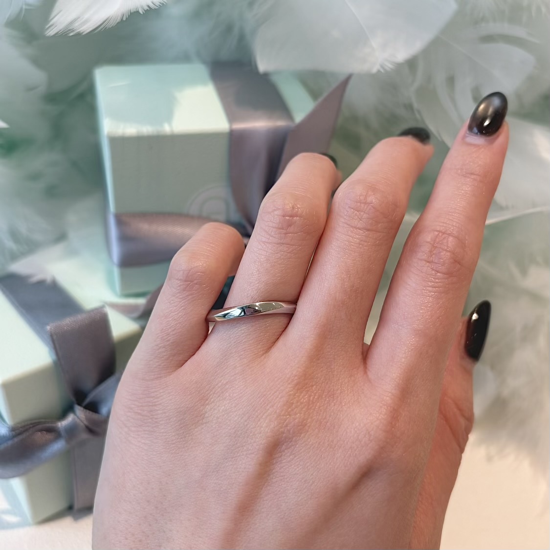 オーシャンブルームの結婚指輪　ウェーブラインの人気デザイン