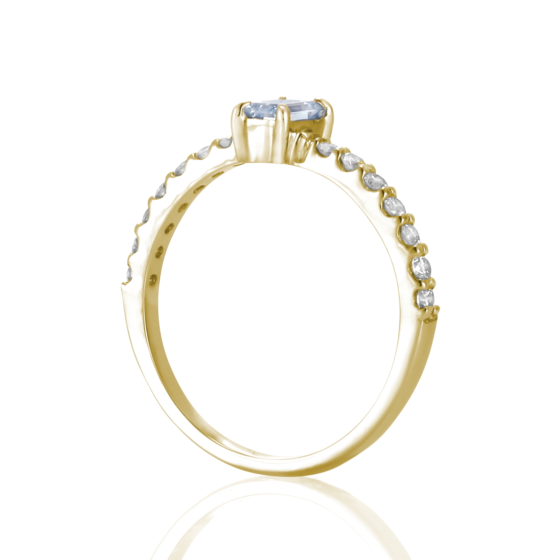 エメラルドカットのハーフエタニティ