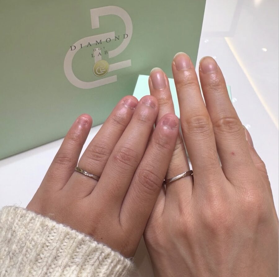 ピンクダイヤモンド　結婚指輪