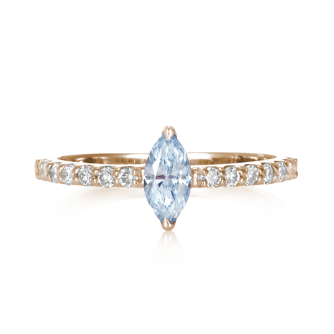 マーキスカットの指輪