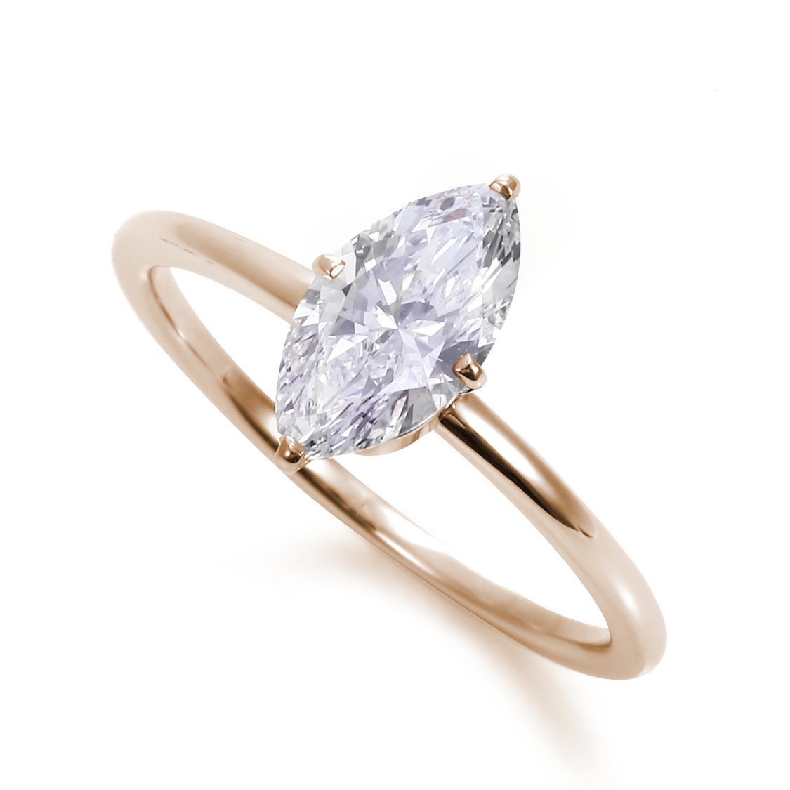 マーキスカットのエンゲージリング