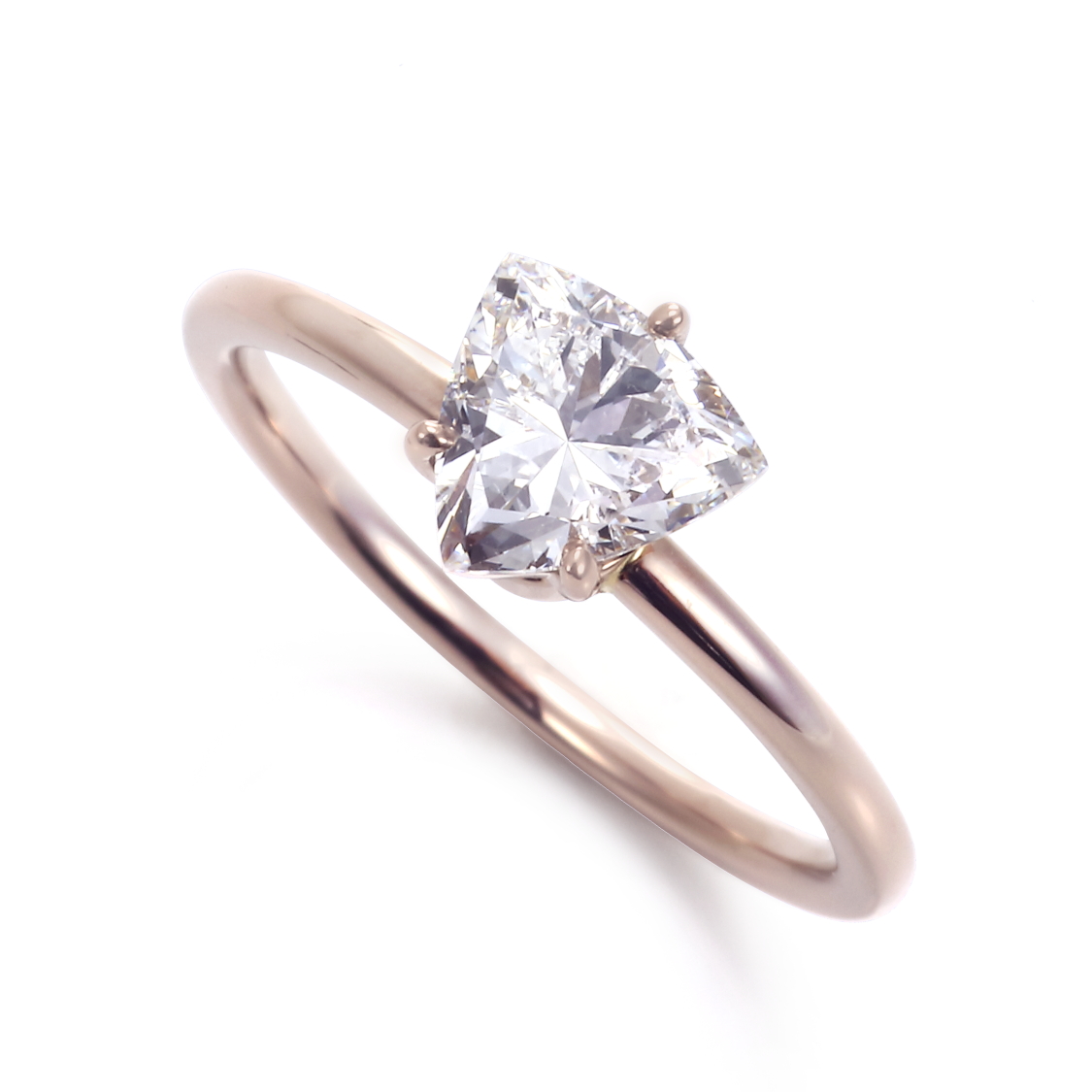 コーラルゴールドの結婚指輪